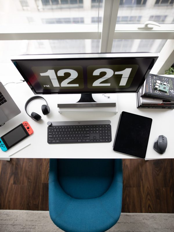 pexels-alex-qian-2343475